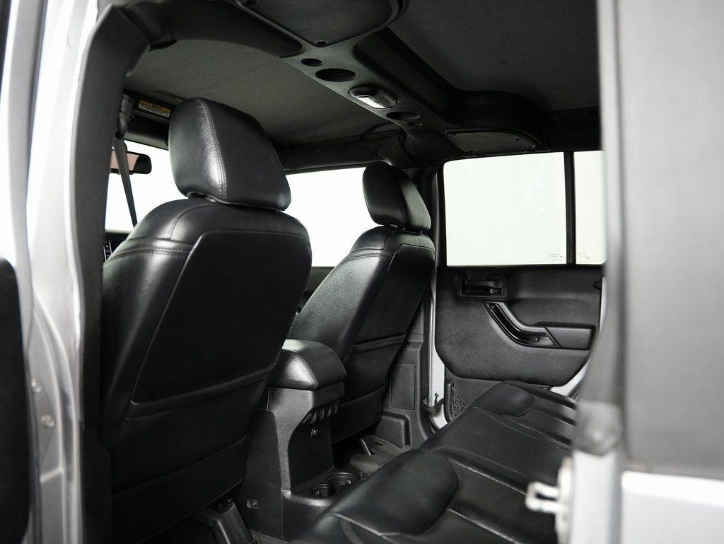 Jeep Wrangler Unlimited 4WD 4dr Altitude 2015