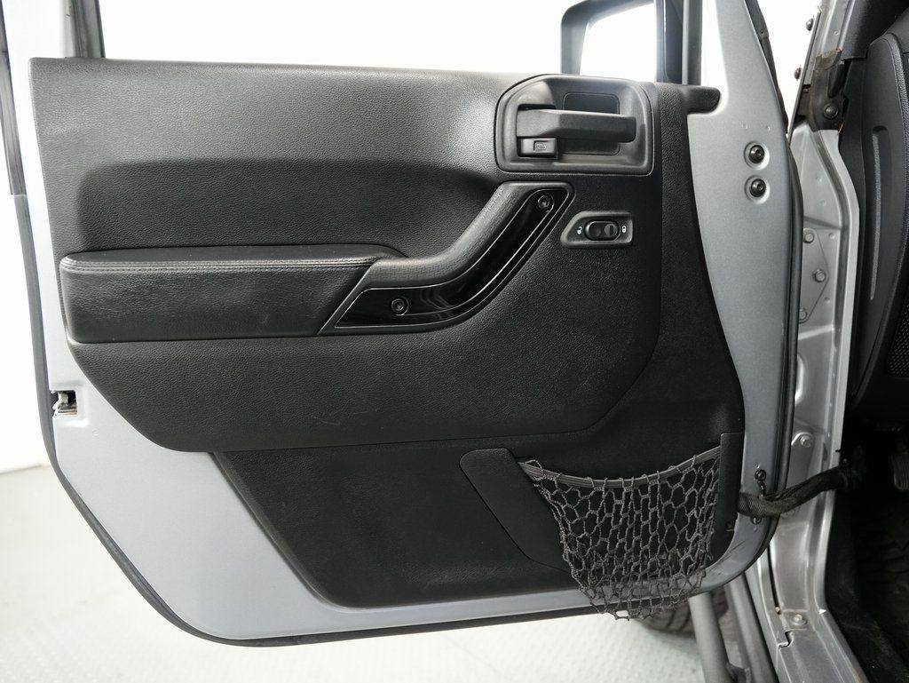 Jeep Wrangler Unlimited 4WD 4dr Altitude 2015