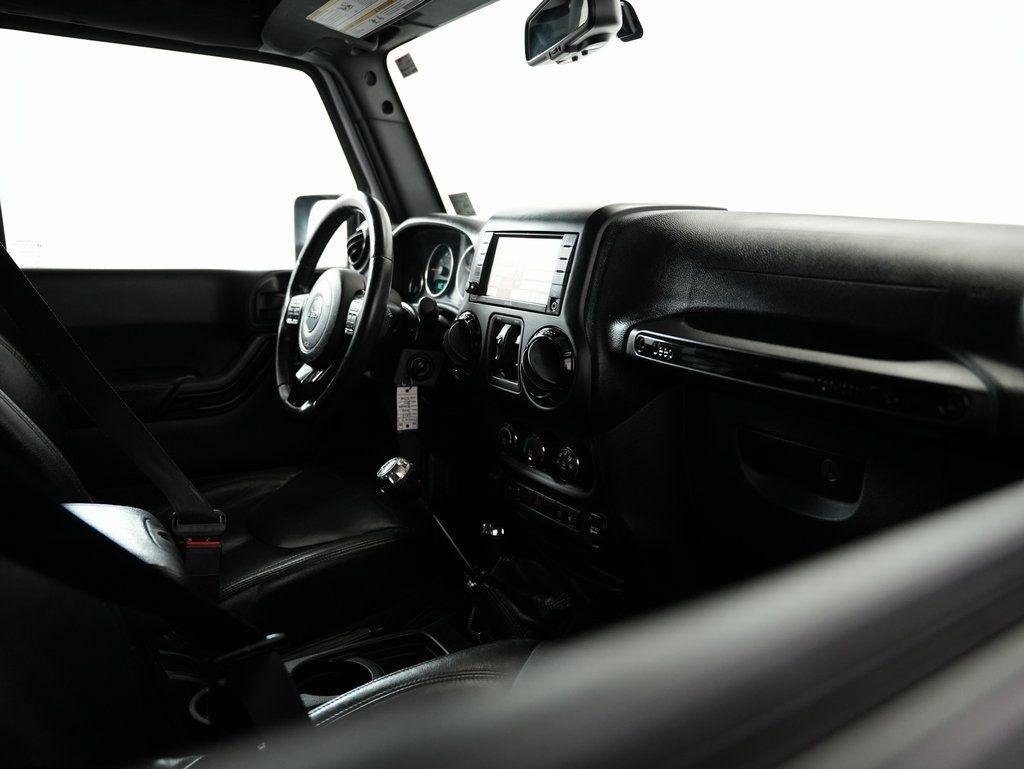 Jeep Wrangler Unlimited 4WD 4dr Altitude 2015