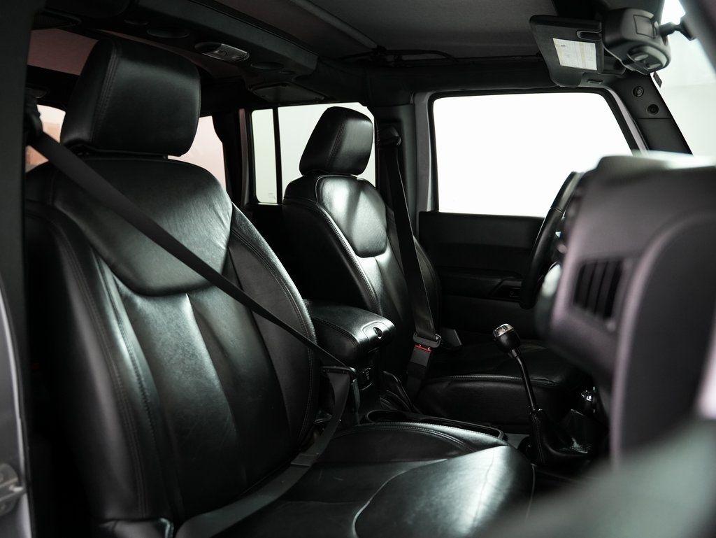 Jeep Wrangler Unlimited 4WD 4dr Altitude 2015