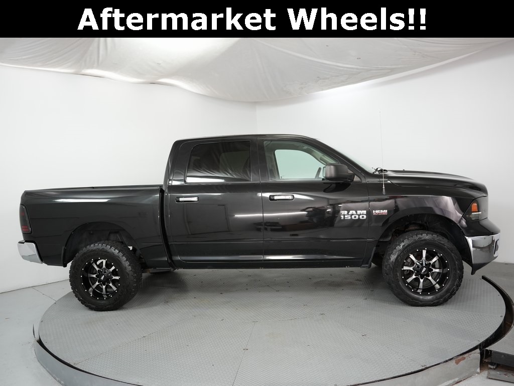 RAM 1500 4WD Crew Cab 140.5" Big Horn 2015