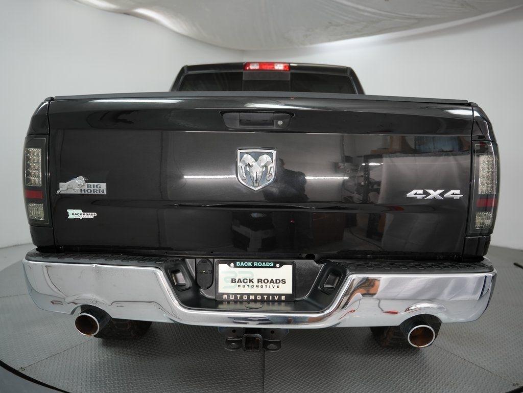 RAM 1500 4WD Crew Cab 140.5" Big Horn 2015