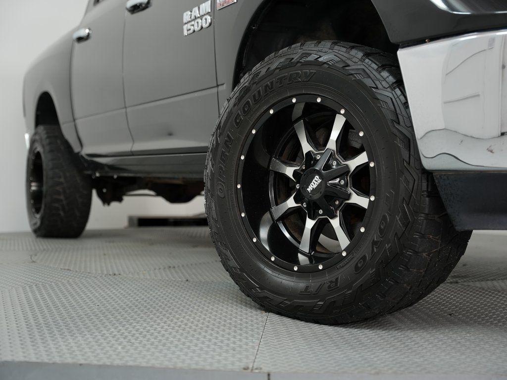 RAM 1500 4WD Crew Cab 140.5" Big Horn 2015