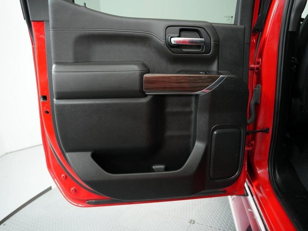 Chevrolet Silverado 1500 4WD Crew Cab 147" RST 2019