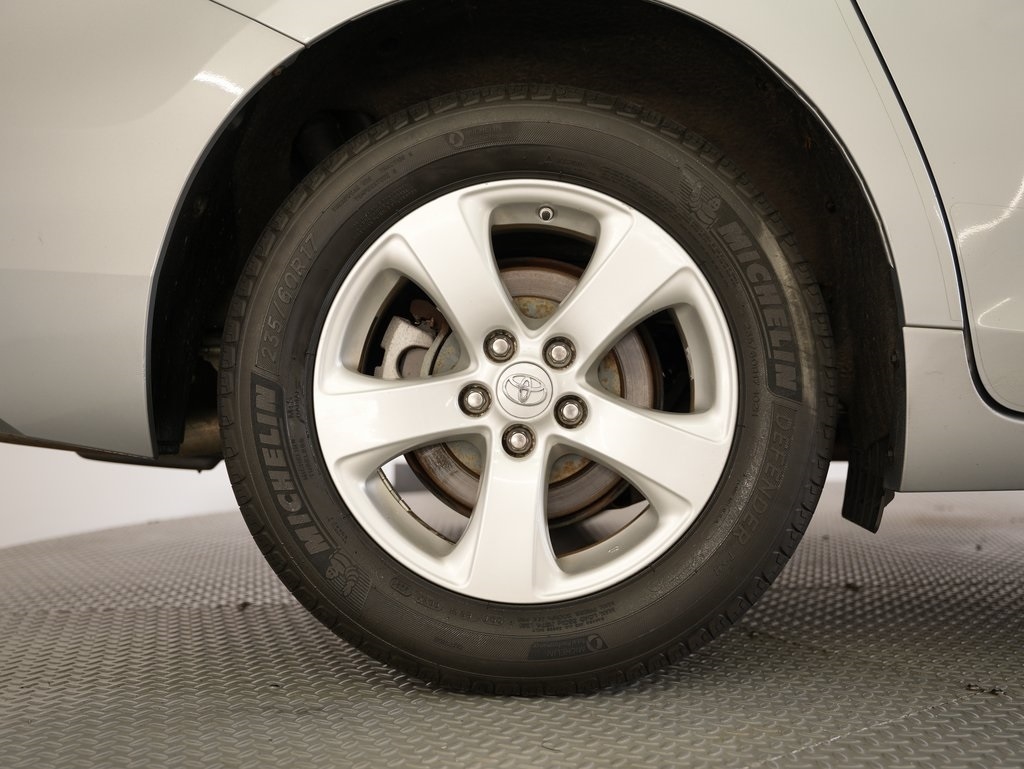 Toyota Sienna 5dr 7-Pass Van L FWD (Natl) 2015 Toyota Sienna 5dr 7-Pass Van L FWD (Natl) 2015