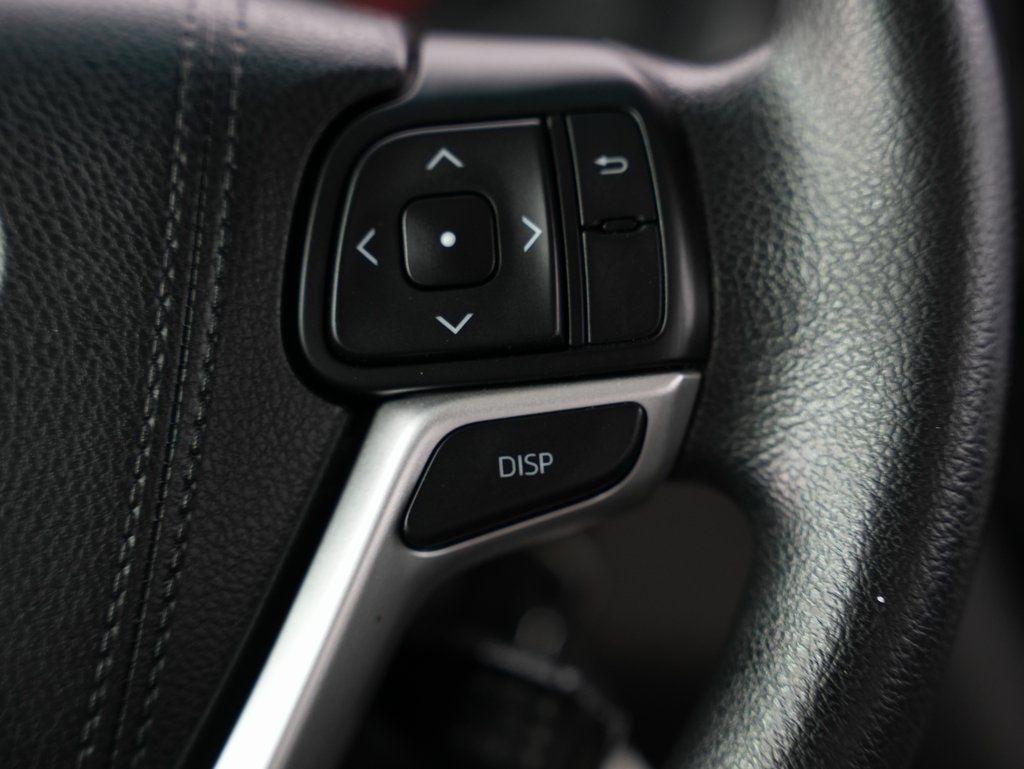 Toyota Sienna 5dr 7-Pass Van L FWD (Natl) 2015