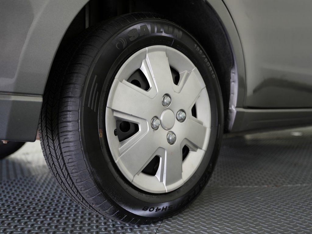 Ford Focus 4dr Sdn S 2009