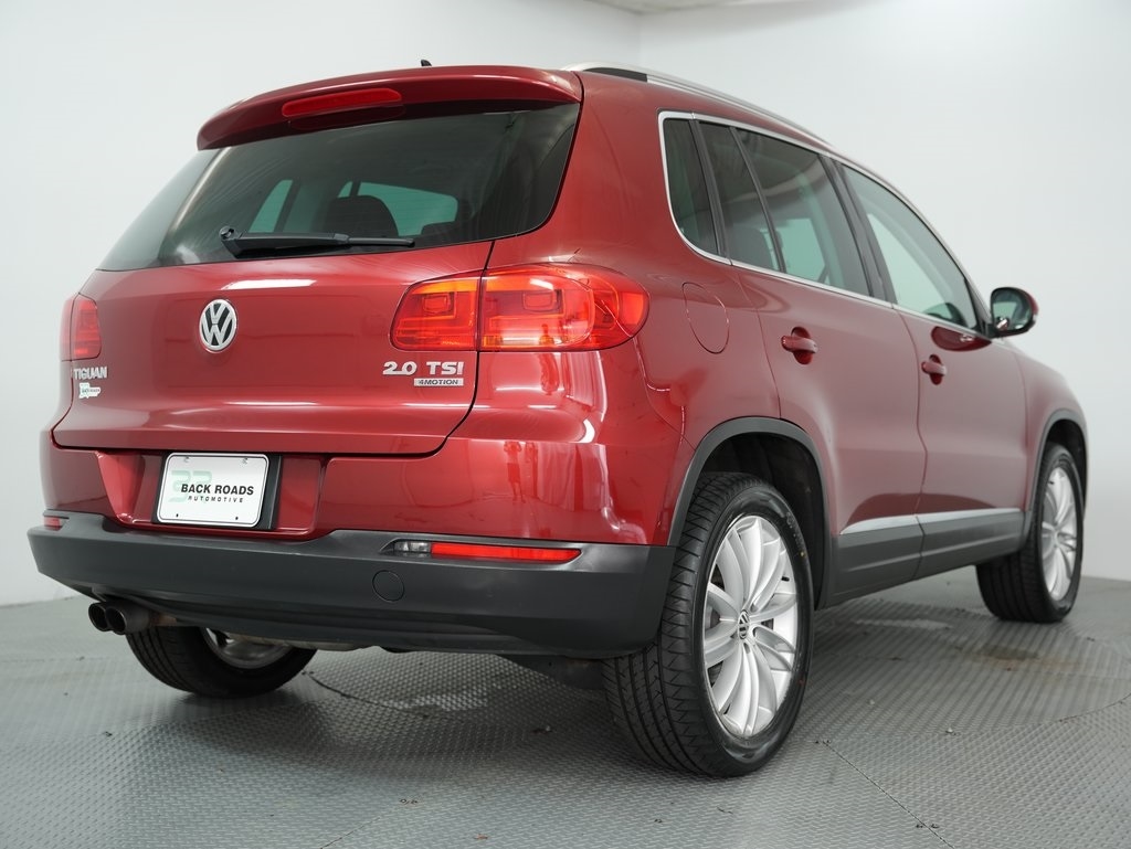 Volkswagen Tiguan 4WD 4dr Auto SEL w/Premium Nav & Dynaudio 2012 Volkswagen Tiguan 4WD 4dr Auto SEL w/Premium Nav & Dynaudio 2012