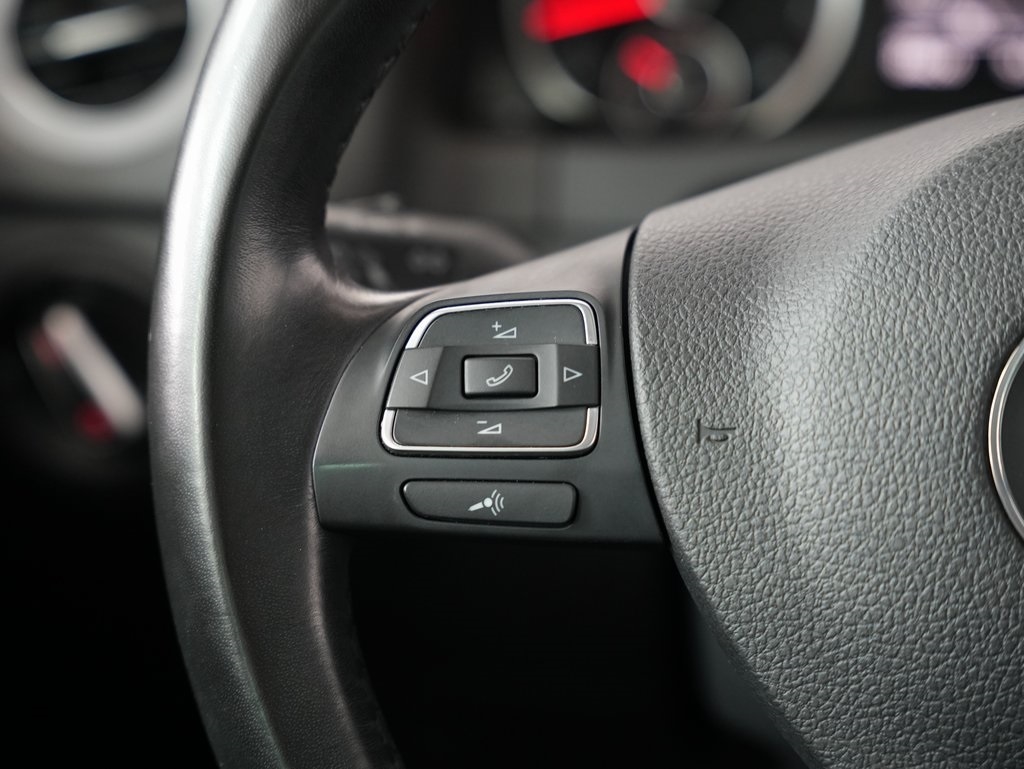 Volkswagen Tiguan 4WD 4dr Auto SEL w/Premium Nav & Dynaudio 2012 Volkswagen Tiguan 4WD 4dr Auto SEL w/Premium Nav & Dynaudio 2012