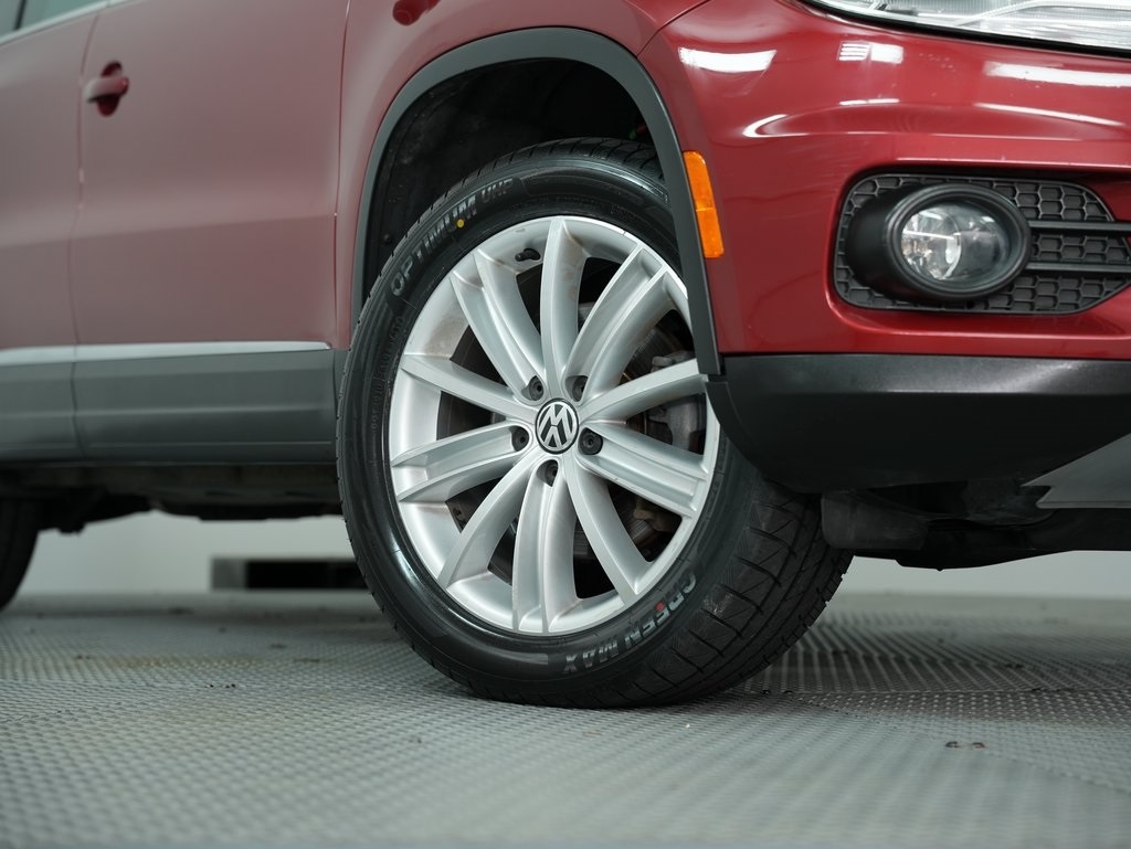 Volkswagen Tiguan 4WD 4dr Auto SEL w/Premium Nav & Dynaudio 2012 Volkswagen Tiguan 4WD 4dr Auto SEL w/Premium Nav & Dynaudio 2012