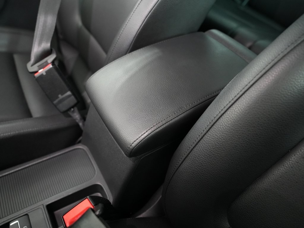 Volkswagen Tiguan 4WD 4dr Auto SEL w/Premium Nav & Dynaudio 2012 Volkswagen Tiguan 4WD 4dr Auto SEL w/Premium Nav & Dynaudio 2012