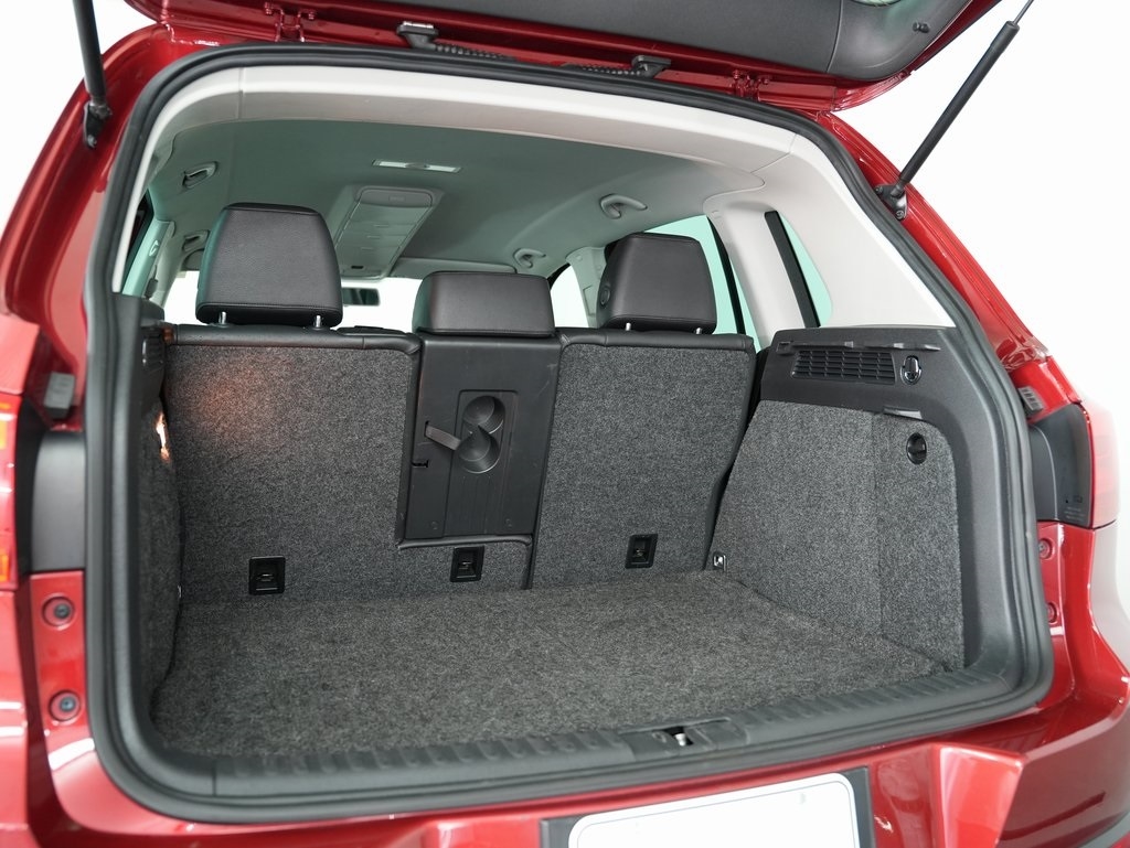 Volkswagen Tiguan 4WD 4dr Auto SEL w/Premium Nav & Dynaudio 2012 Volkswagen Tiguan 4WD 4dr Auto SEL w/Premium Nav & Dynaudio 2012