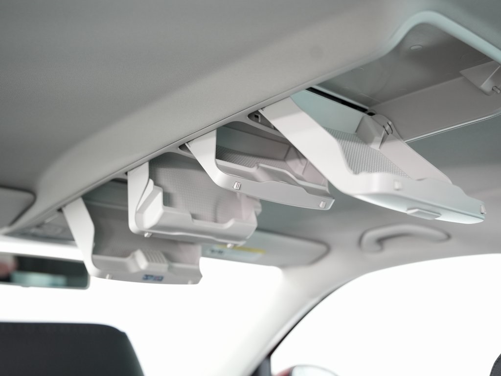 Volkswagen Tiguan 4WD 4dr Auto SEL w/Premium Nav & Dynaudio 2012 Volkswagen Tiguan 4WD 4dr Auto SEL w/Premium Nav & Dynaudio 2012