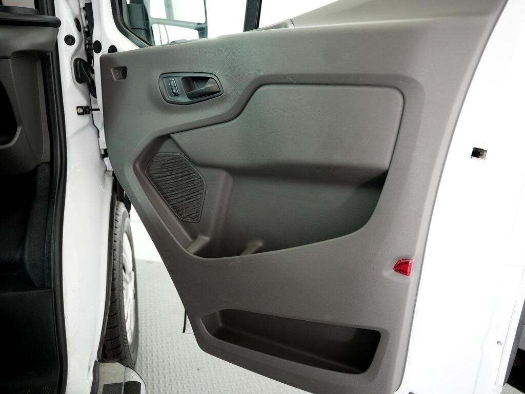 2023 Ford Transit Cargo Van photo 35