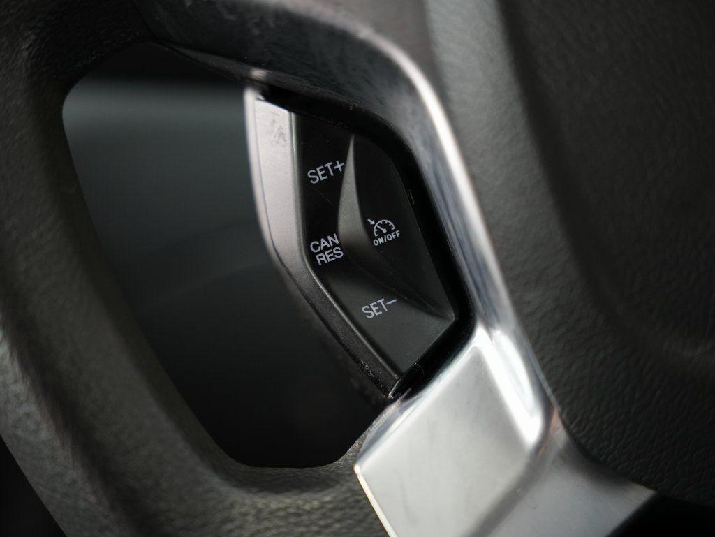 Ford Transit Van T-150 130" Low Rf 8600 GVWR Swing-Out RH Dr 2019