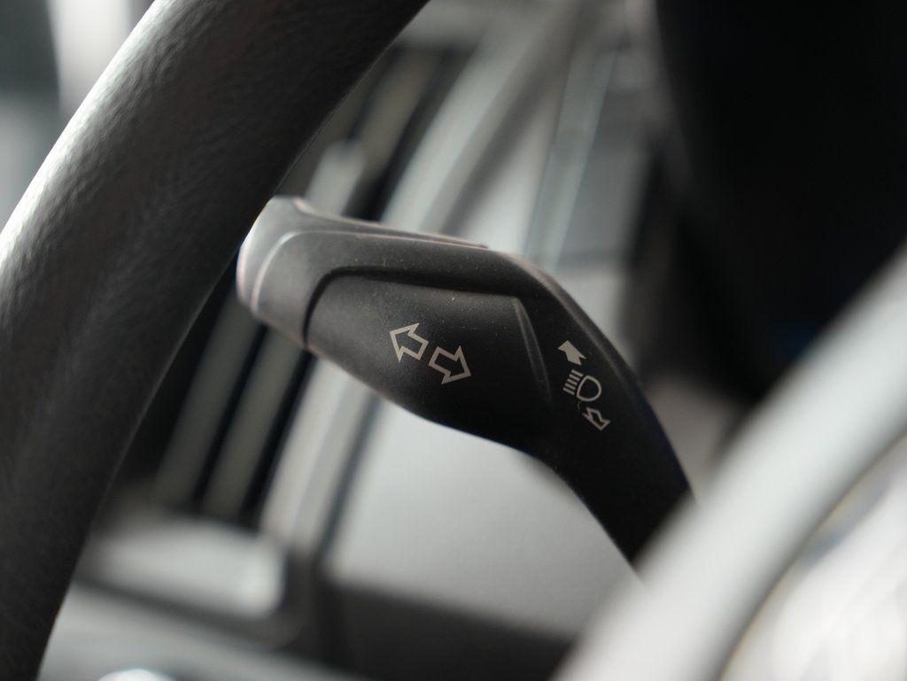 Ford Transit Van T-150 130" Low Rf 8600 GVWR Swing-Out RH Dr 2019