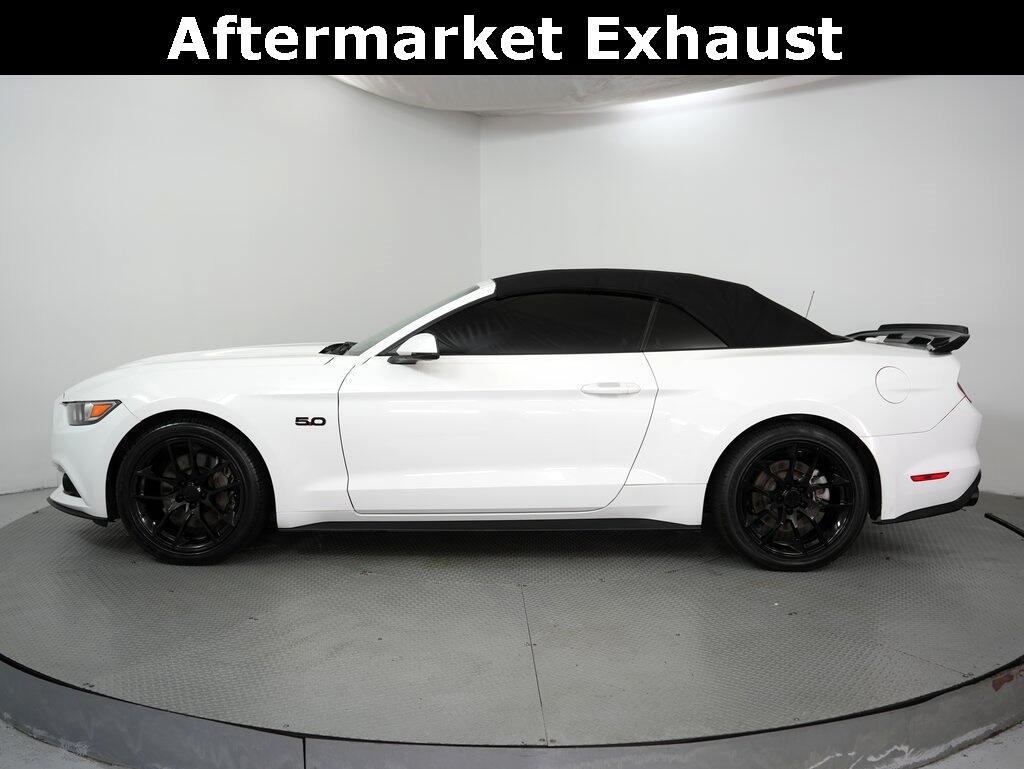 2017 Ford Mustang GT Premium Convertible photo 4