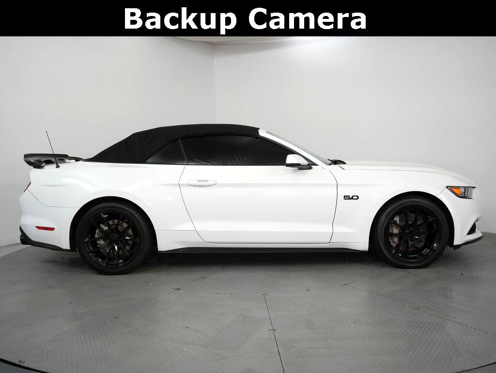 2017 Ford Mustang GT Premium Convertible photo 5