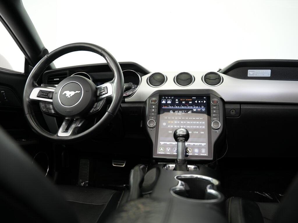 2017 Ford Mustang GT Premium Convertible photo 31
