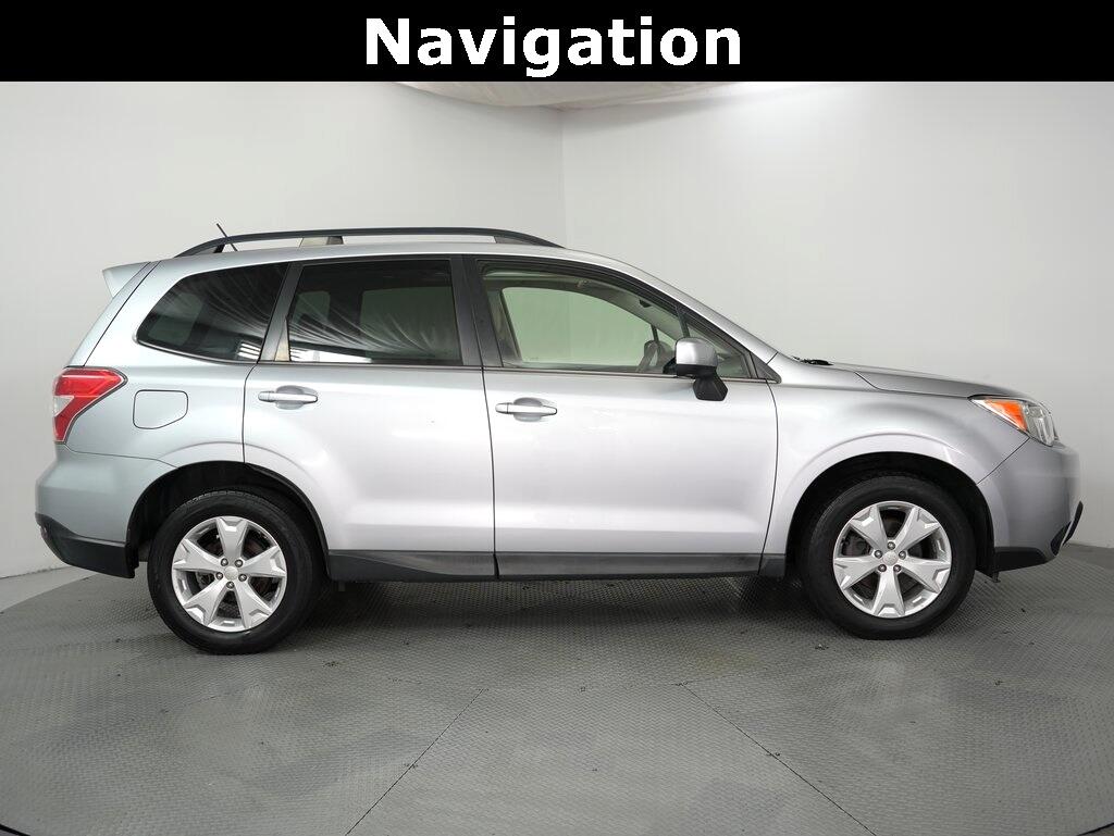 2015 Subaru Forester 2.5i Limited photo 3