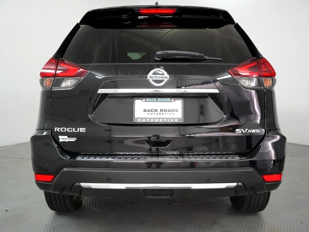 2019 Nissan Rogue AWD SV photo 6