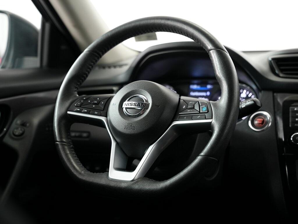 2019 Nissan Rogue AWD SV photo 8