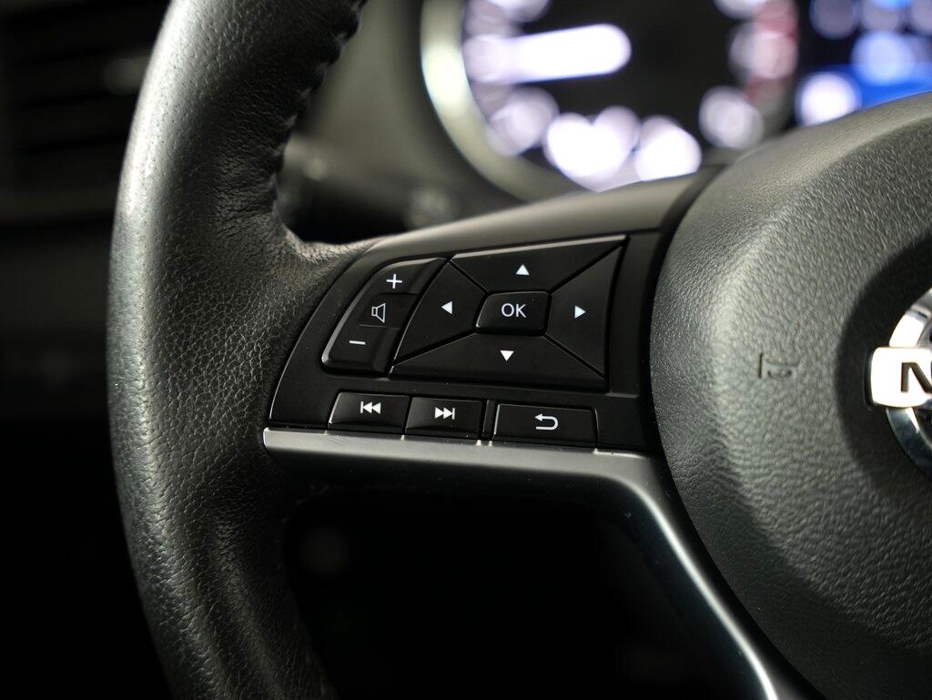 2019 Nissan Rogue AWD SV photo 9