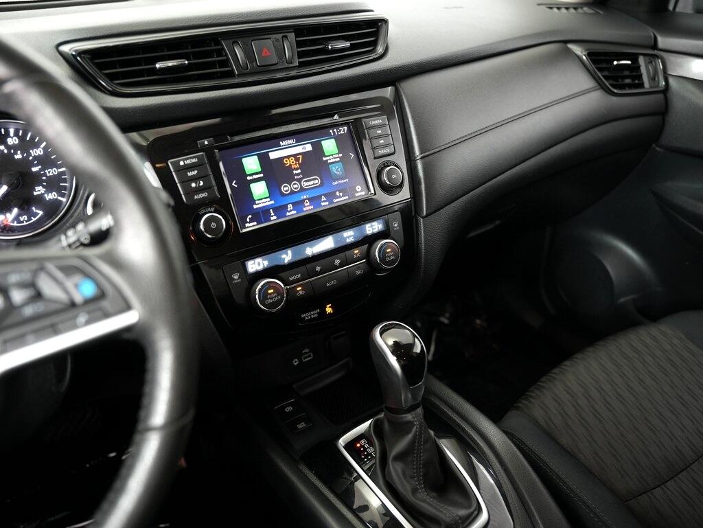 2019 Nissan Rogue AWD SV photo 14
