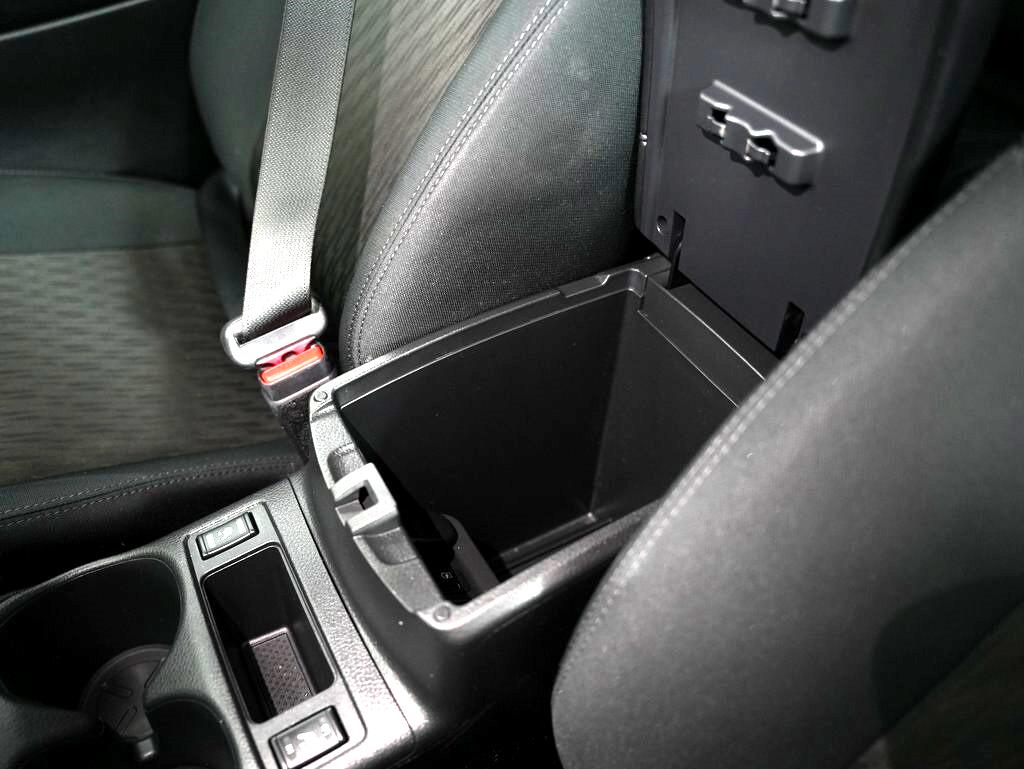 2019 Nissan Rogue AWD SV photo 28
