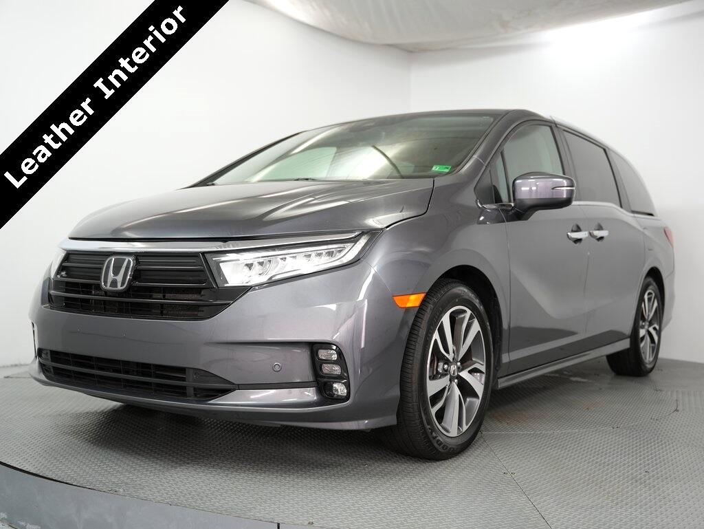 2021 Honda Odyssey Touring photo 4