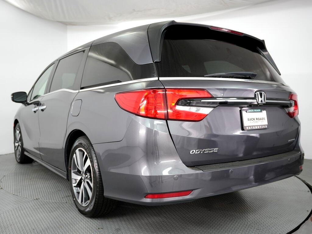 2021 Honda Odyssey Touring photo 8