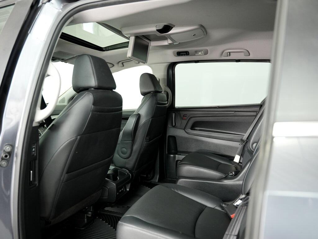2021 Honda Odyssey Touring photo 37