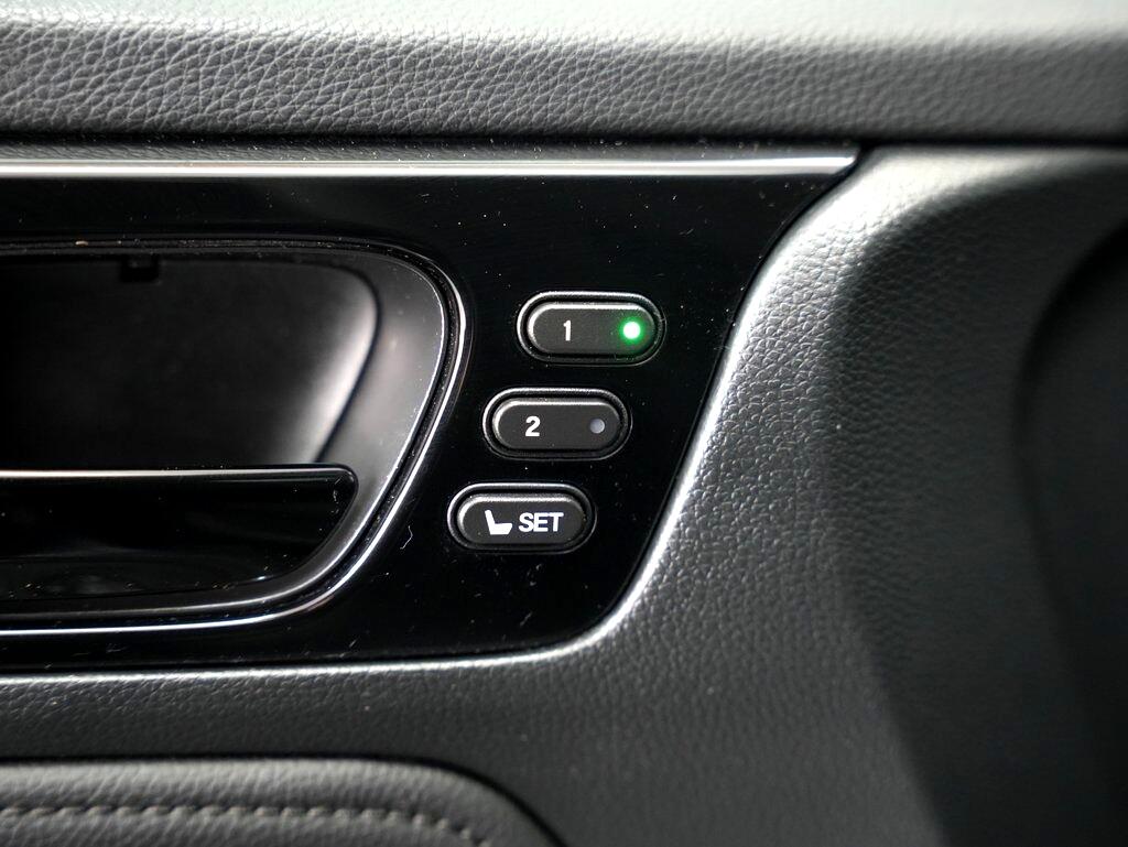 2021 Honda Odyssey Touring photo 42