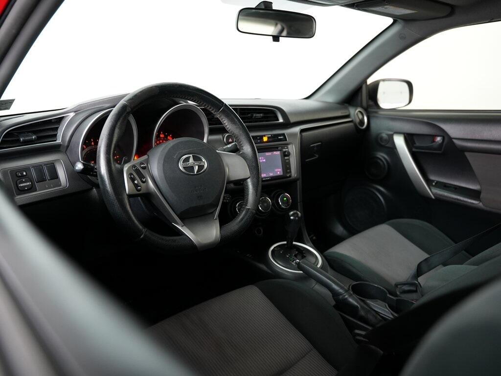 2015 Scion tC photo 6