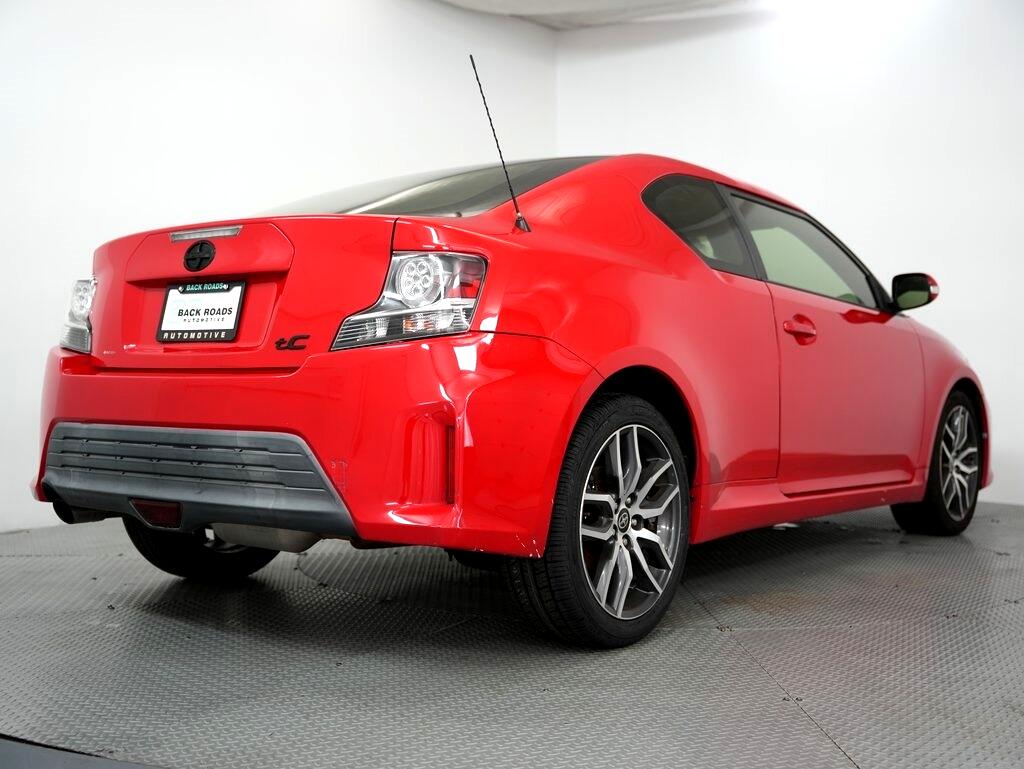 2015 Scion tC photo 9