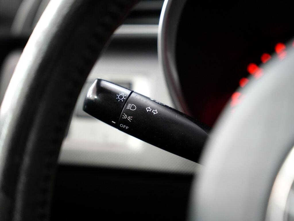 2015 Scion tC photo 13