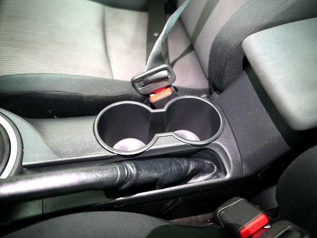 2015 Scion tC photo 25