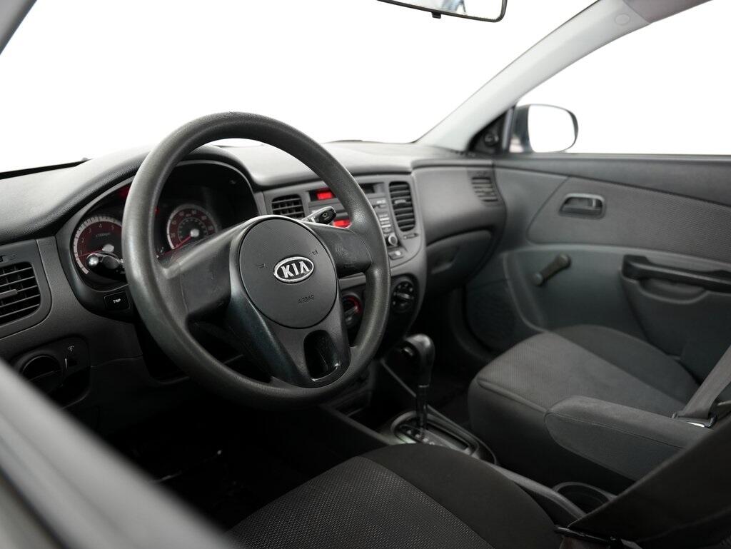 2010 Kia Rio LX photo 6