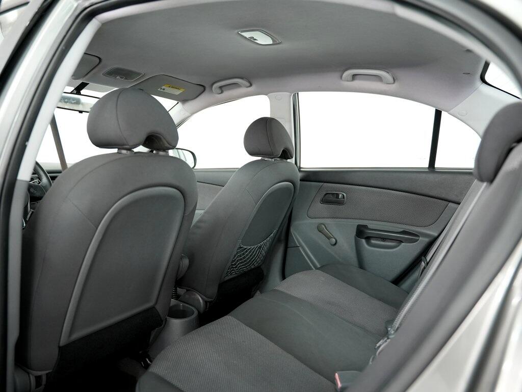 2010 Kia Rio LX photo 26