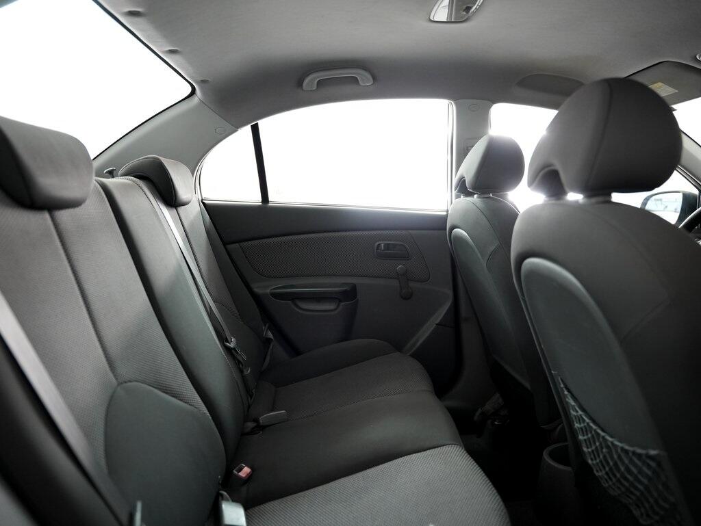 2010 Kia Rio LX photo 30