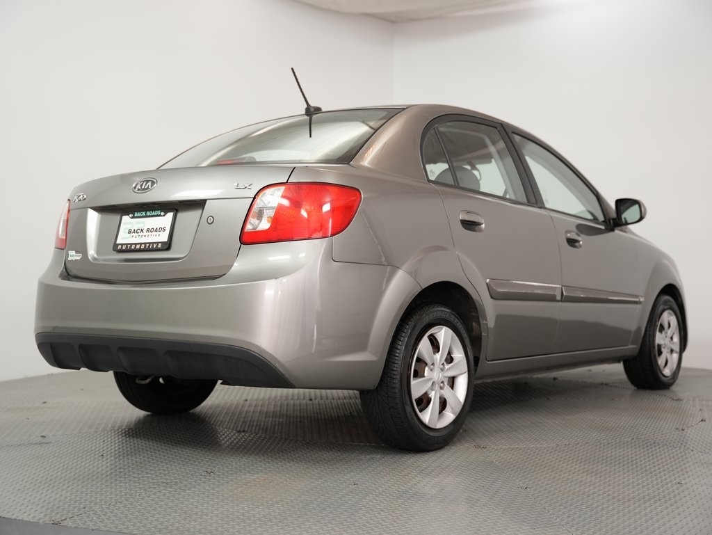 Kia Rio 4dr Sdn Auto LX 2010 Kia Rio 4dr Sdn Auto LX 2010