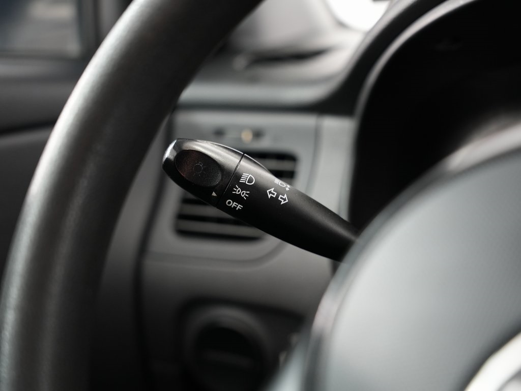 Kia Rio 4dr Sdn Auto LX 2010 Kia Rio 4dr Sdn Auto LX 2010