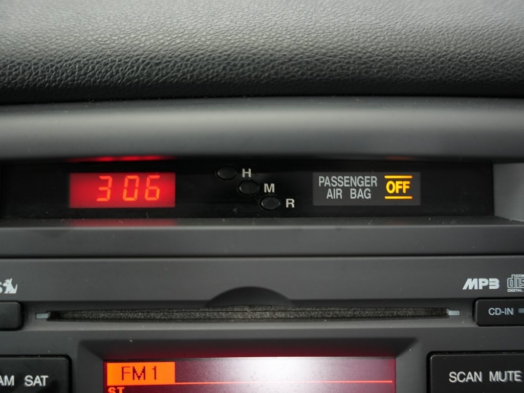 Kia Rio 4dr Sdn Auto LX 2010 Kia Rio 4dr Sdn Auto LX 2010