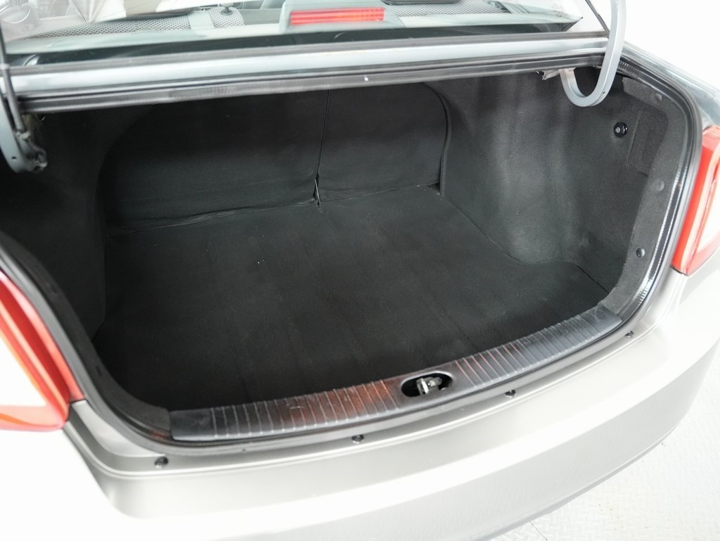 Kia Rio 4dr Sdn Auto LX 2010 Kia Rio 4dr Sdn Auto LX 2010