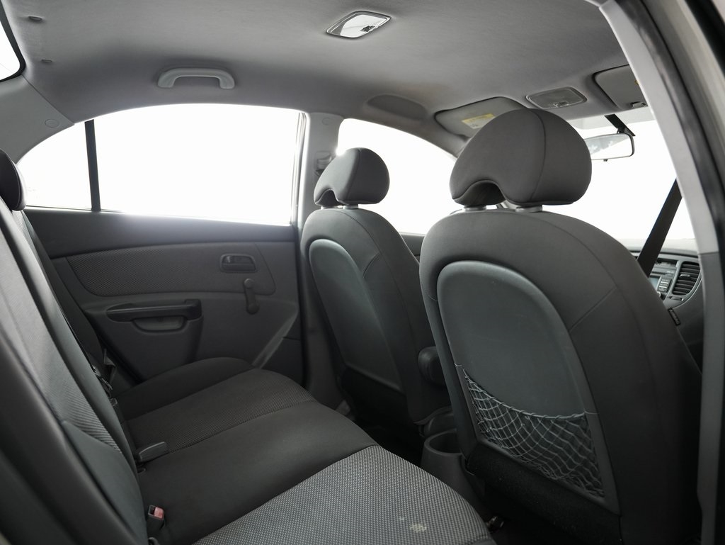 Kia Rio 4dr Sdn Auto LX 2010 Kia Rio 4dr Sdn Auto LX 2010