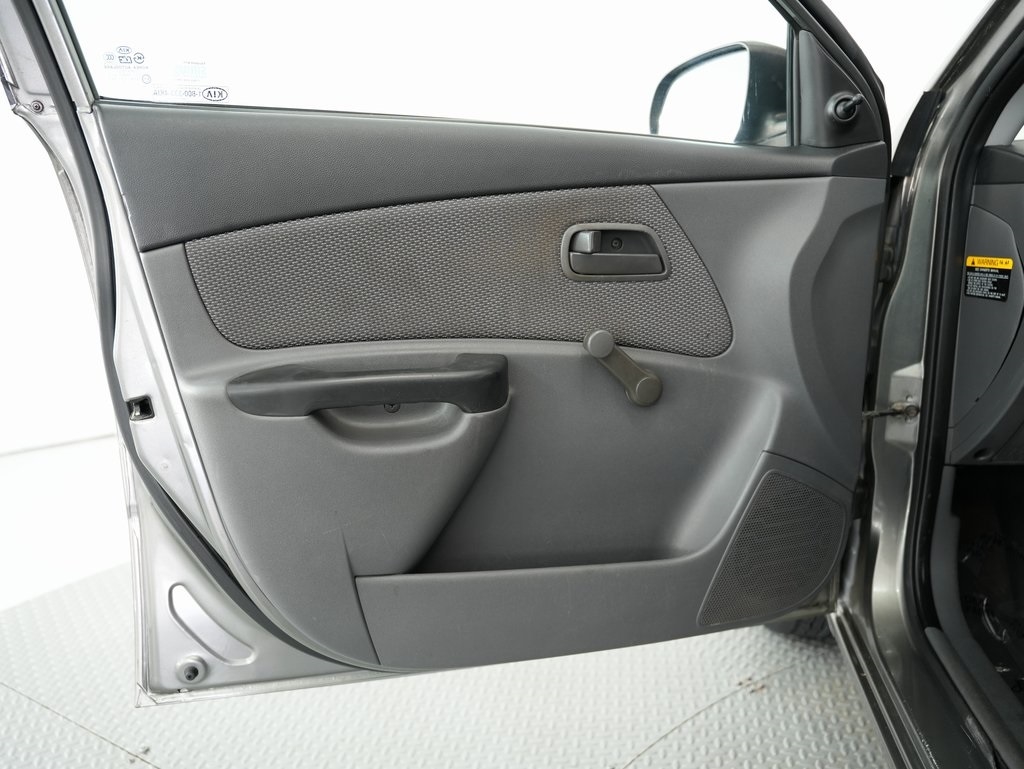 Kia Rio 4dr Sdn Auto LX 2010 Kia Rio 4dr Sdn Auto LX 2010