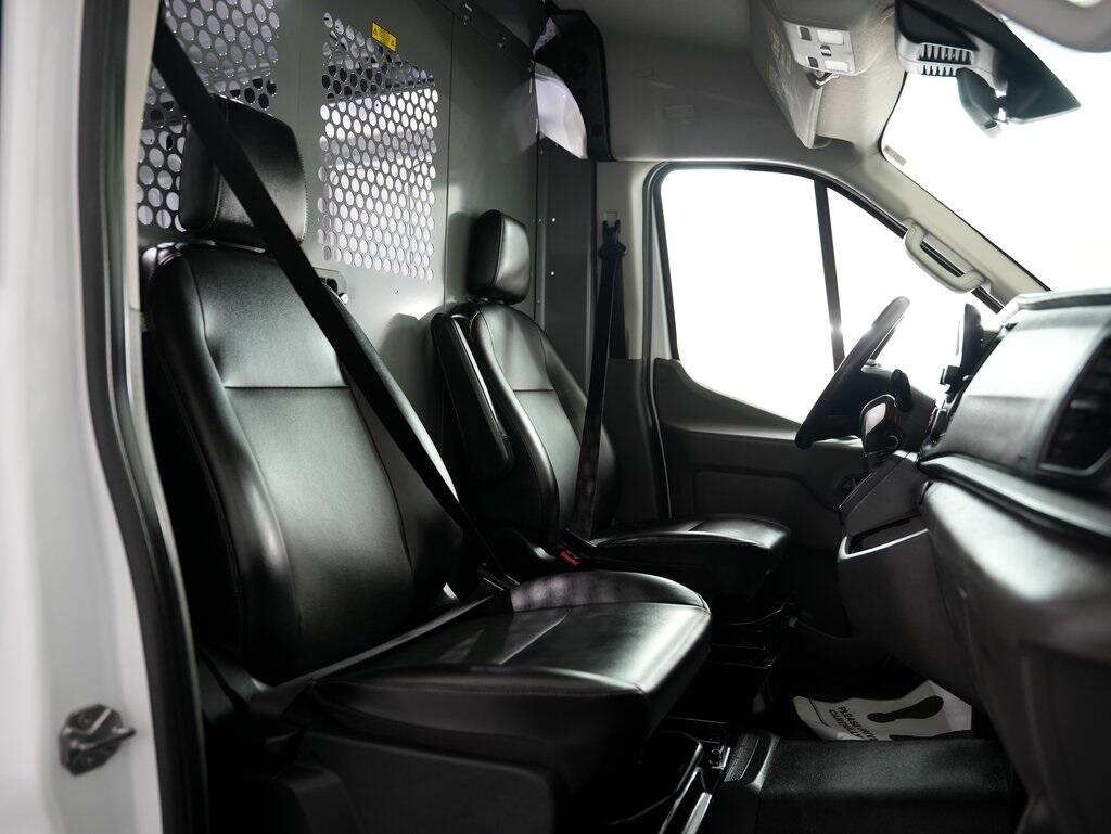 2021 Ford Transit Cargo Van photo 37