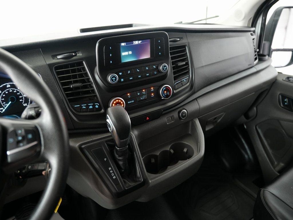 Ford Transit Cargo Van T-250 130" Med Rf 9070 GVWR RWD 2021