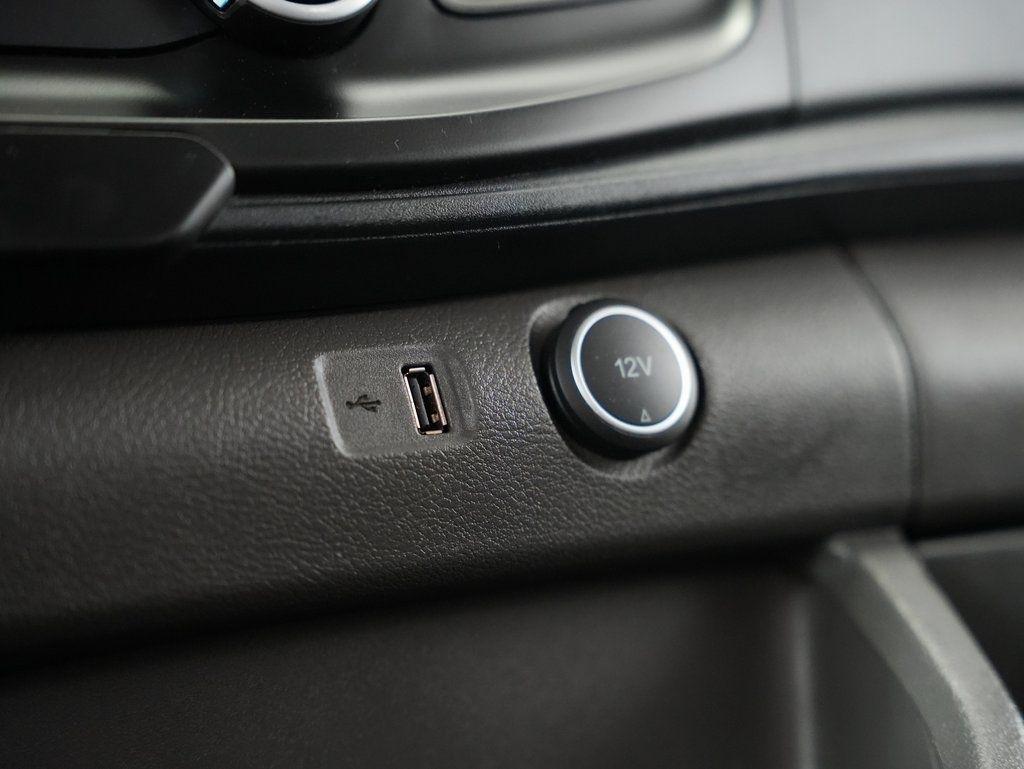 Ford Transit Cargo Van T-250 130" Med Rf 9070 GVWR RWD 2021