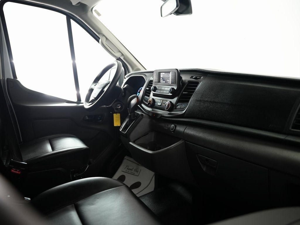Ford Transit Cargo Van T-250 130" Med Rf 9070 GVWR RWD 2021